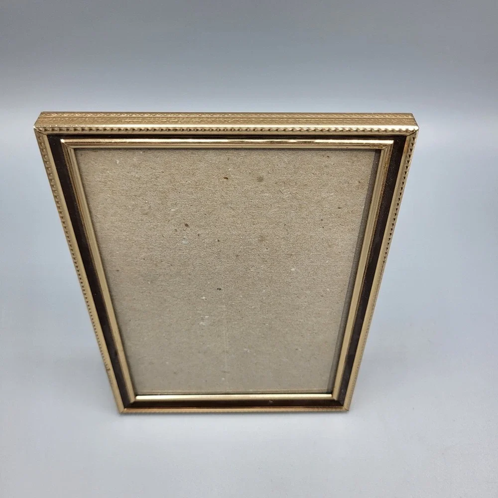 Vintage Picture Photo Frame Ornate Brown and Gold Tone Trim 5